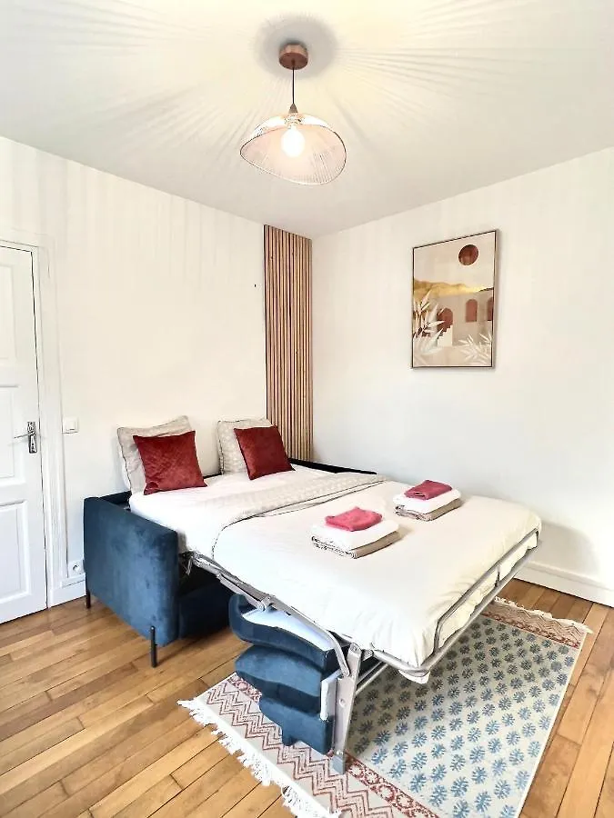 Cosy Studio Pere-Lachaise-Pelleport Paris Apartment
